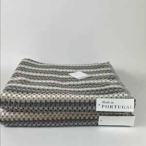 Set Of 2 Felpinter Luxury Plush Bath Towels Tan Gray Taupe Cotton Portugal NEW